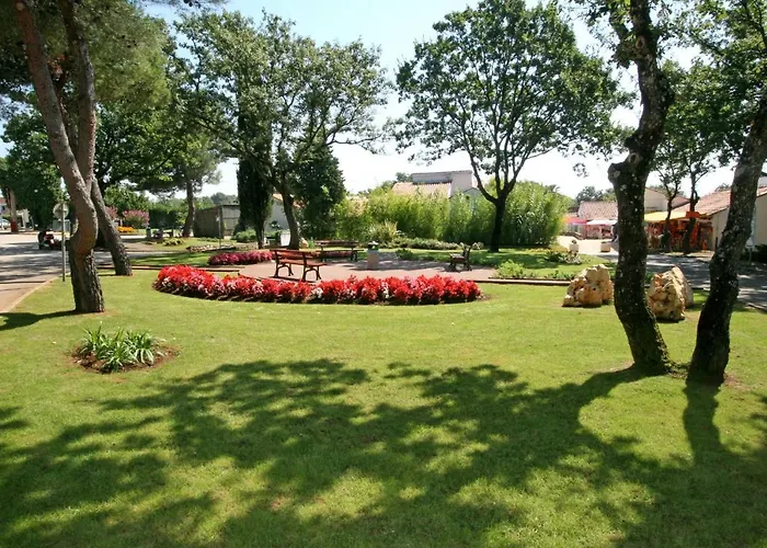 Easyatent Fkk Safari Tent Ulika Naturist - Clothes Free